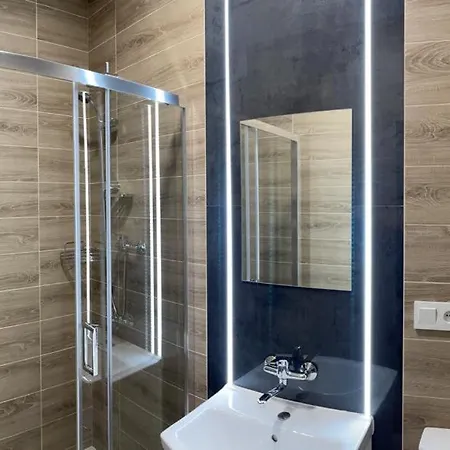 Apart Otel Good Night Noclegi & Strefa Wellness (Adults Only) 3*