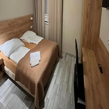 Good Night Noclegi & Strefa Wellness (Adults Only) 3* Czechowice-Dziedzice