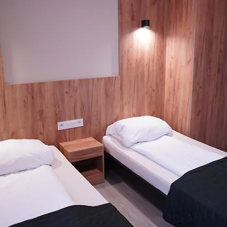 Aparthotel Good Night 24 - Noclegi, Sauna, Jacuzzi (adults Only) Czechowice-Dziedzice