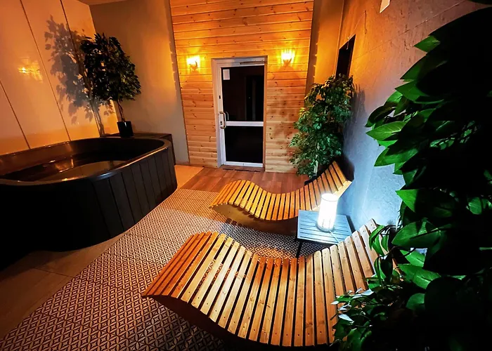 Good Night 24 - Noclegi, Sauna, Jacuzzi (adults Only) Lägenhetshotell Czechowice-Dziedzice