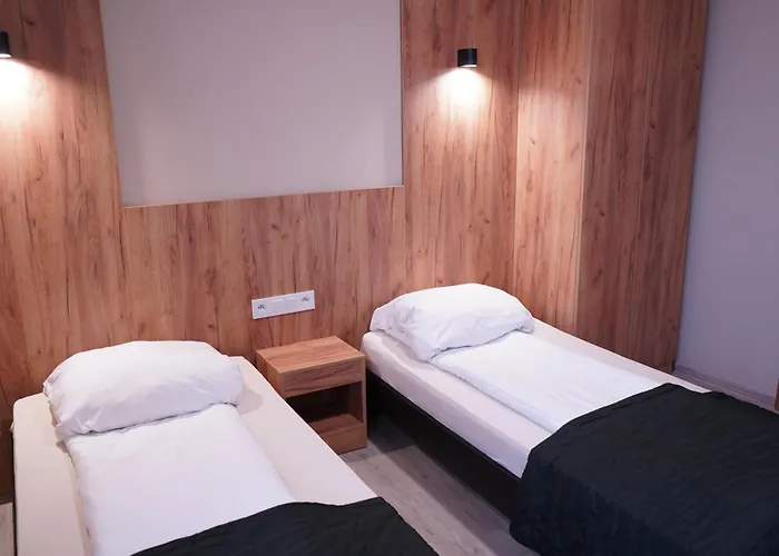 Aparthotel Good Night 24 - Noclegi, Sauna, Jacuzzi (adults Only) Czechowice-Dziedzice